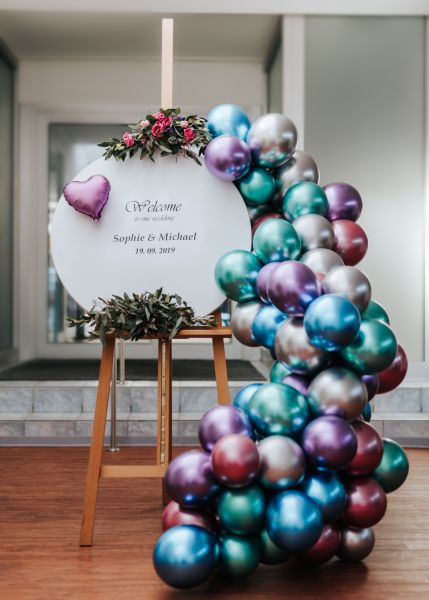 Ballongirlande Latexballons chrome zur Hochzeitsdekoration des Eingangsschildes - Schildverleih